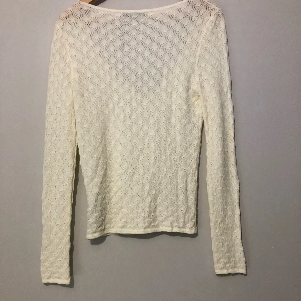 Zara Knit Crop Top Size Medium V-Neck Women's Cream Shirt